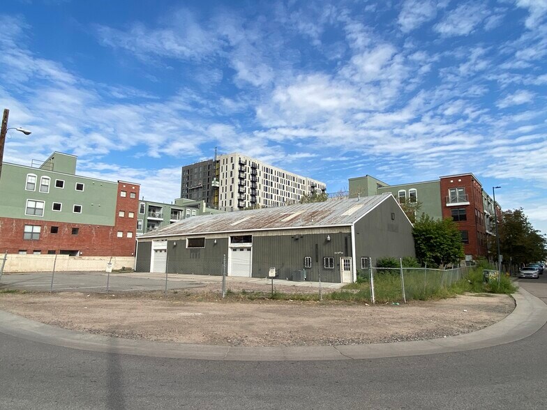More Photos Of 601 W 29th Ave, Denver Industrial For Sale