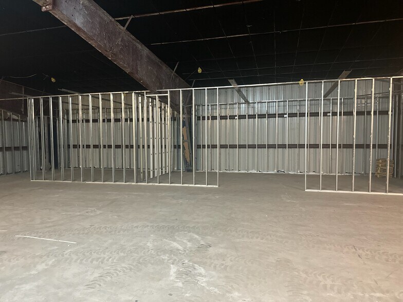 More Photos Of 37310 FM 521 Rd, Brazoria Distribution For Lease