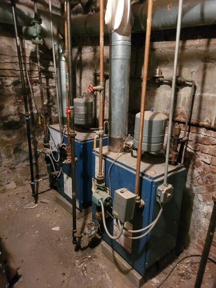 More Photos Of 6817 Forest Ave, Ridgewood Storefront Retail Residential For Sale