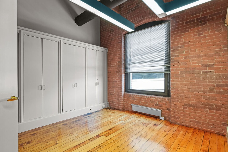 More Photos Of 55 Pine St, Providence Office Residential For Sale
