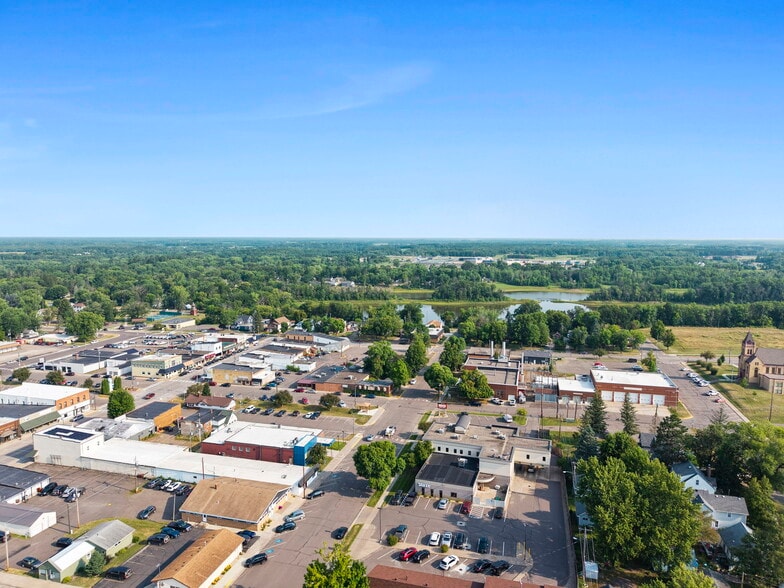 More Photos Of 118 Railroad Ave NE, Mora General Retail For Sale