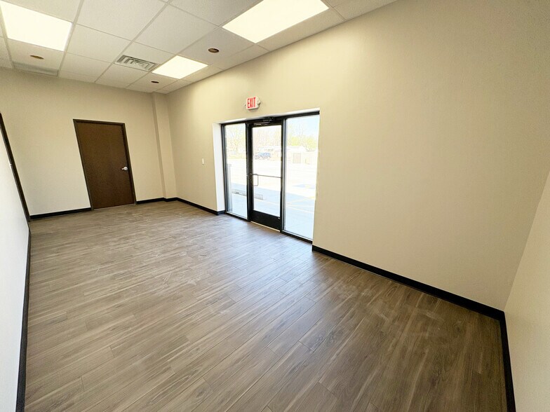 More Photos Of 2421 S Portland Ave, Oklahoma City Warehouse For Sale