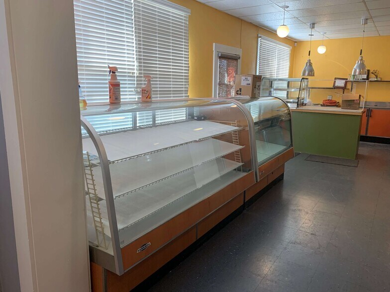 More Photos Of 7892 Stonewall Jackson Hwy, Front Royal Restaurant For Sale