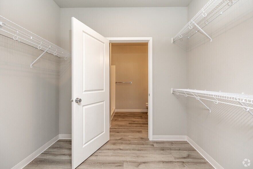 More Photos Of 3701-3761 Eastbrook Dr, Iowa City Apartments For Sale