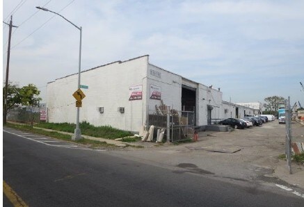 Primary Photo Of 350 Beach 79th St, Rockaway Beach Industrial For Lease