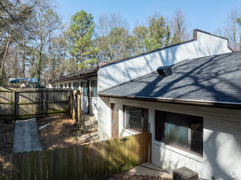 More Photos Of 9330 Nesbit Ferry Rd, Alpharetta Daycare Center For Sale