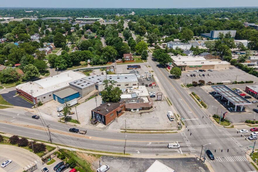 More Photos Of 801 N Broadway, Lexington Land For Sale