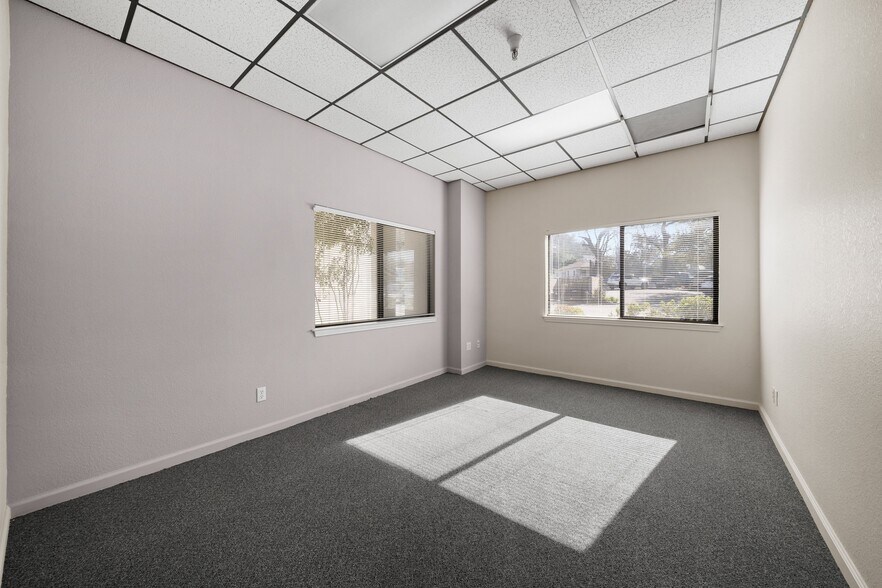 More Photos Of 5955 Capistrano Ave, Atascadero Office For Lease