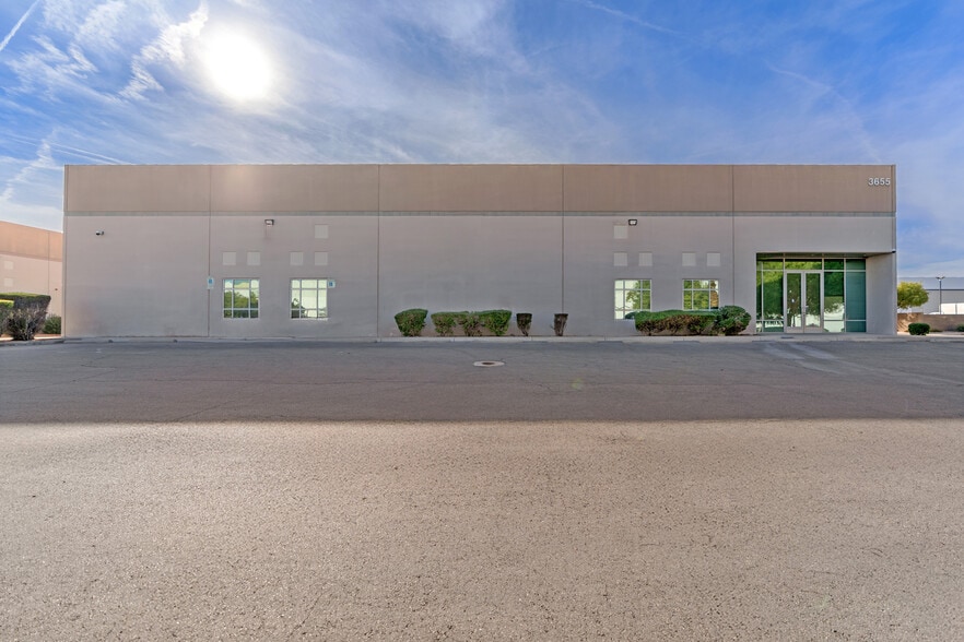 More Photos Of 3655 E Post Rd, Las Vegas Warehouse For Sale