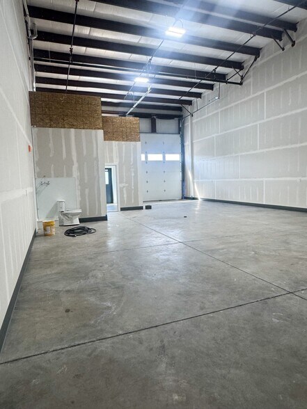 More Photos Of 1477 W 1200 North St, Orem Unknown For Lease