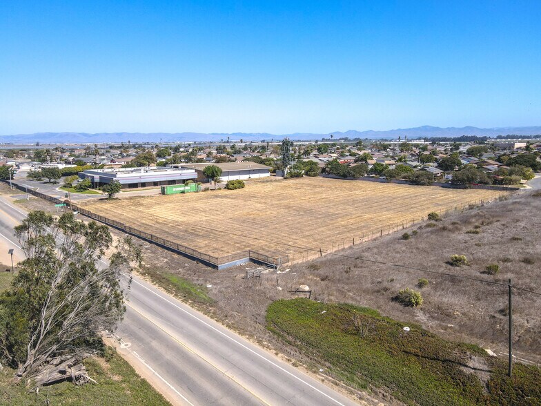More Photos Of 3510 Black Rd, Santa Maria Warehouse For Sale