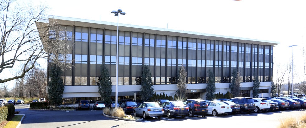 Primary Photo Of 670 White Plains Rd, Scarsdale Office For Lease
