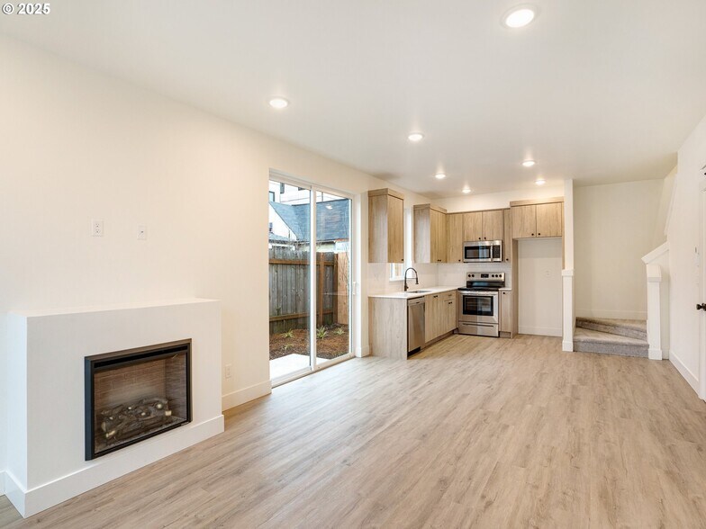 More Photos Of , Portland Multifamily For Sale