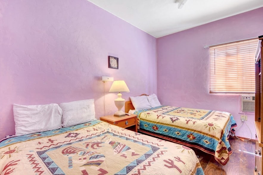 More Photos Of 115 W Gaviland St, Searchlight Hotel For Sale