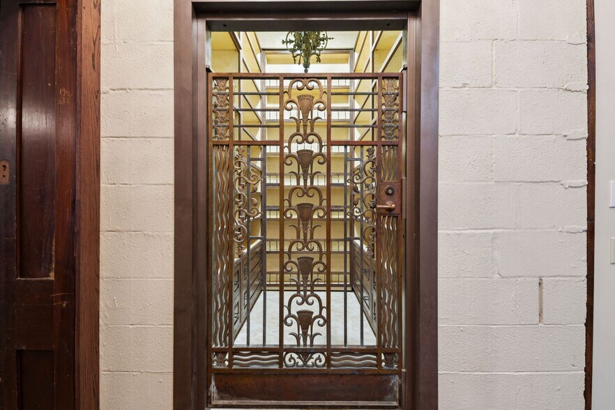 More Photos Of 1374 Peter Pond Rd, Ashland City Lodge Meeting Hall For Sale