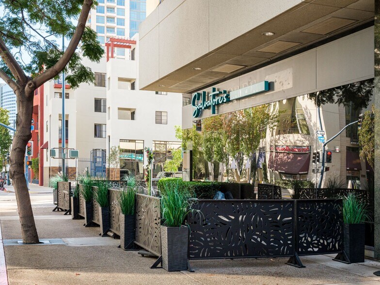 More Photos Of 700-750 Front St, San Diego Apartments For Lease