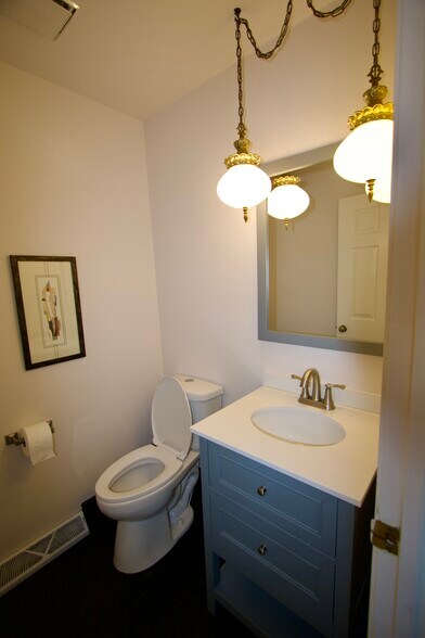More Photos Of 123 N Jackson St, Janesville Office For Sale