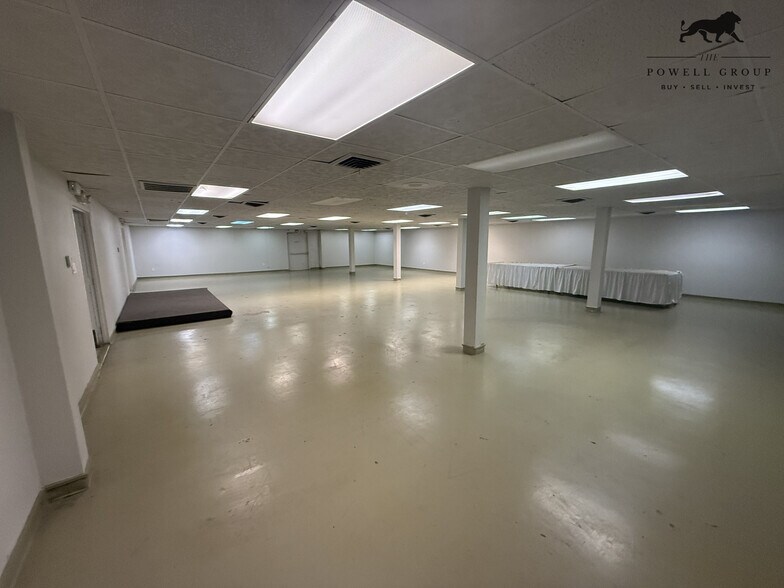 More Photos Of 4810 Avenue P, Lubbock Religious Facility For Sale