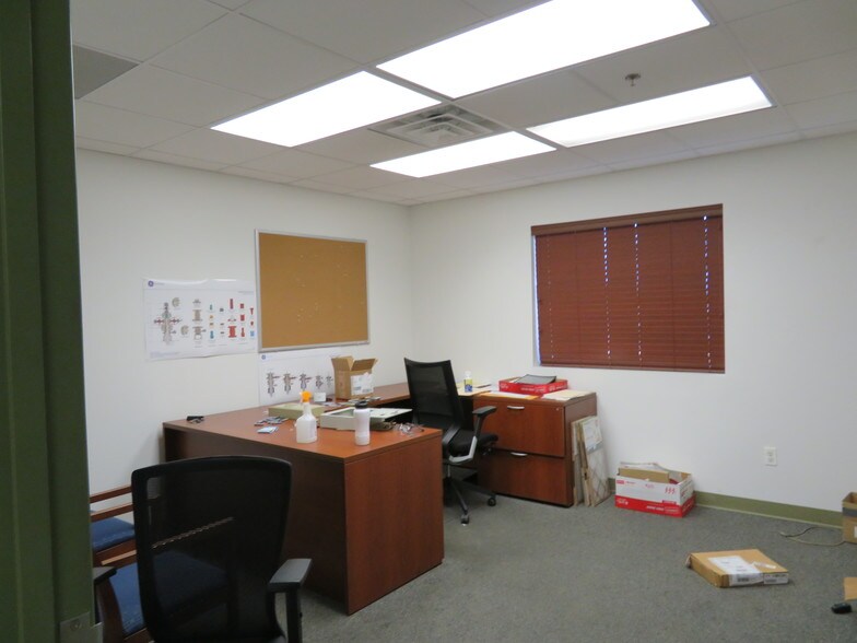 More Photos Of 841 21 1/2 Rd, Grand Junction Warehouse For Lease