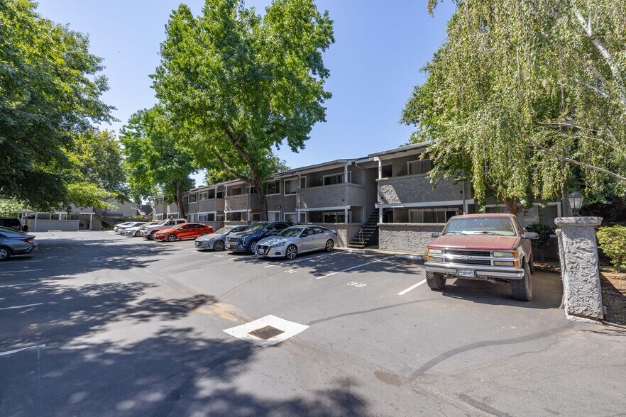 More Photos Of 821 W East Ave, Chico Apartments For Sale