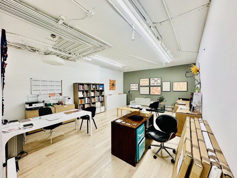 More Photos Of 122 Allen St, New York Storefront Retail Residential For Lease