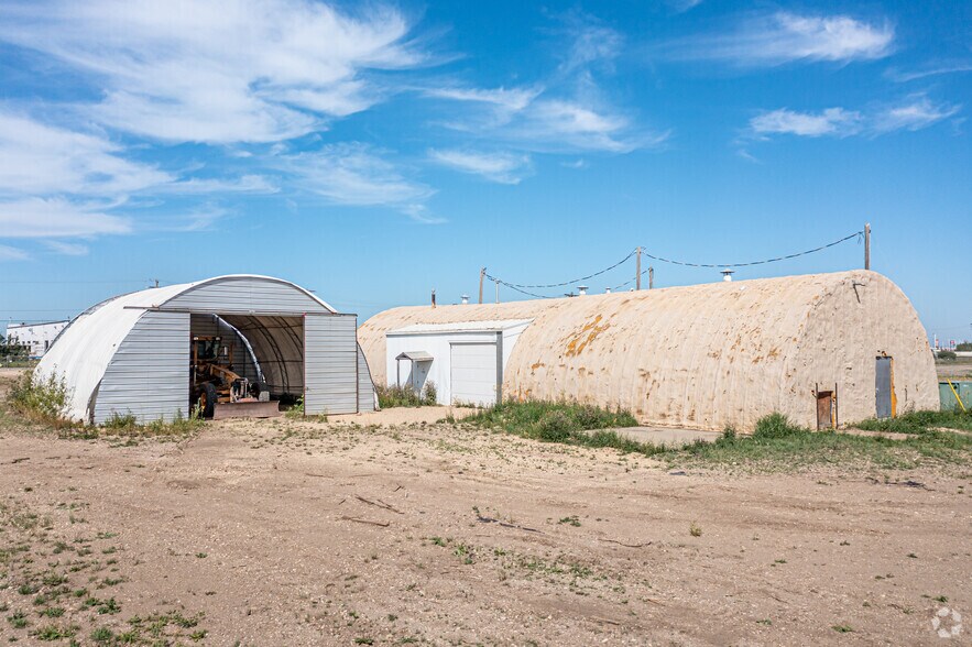 Primary Photo Of 1512 5 St, Nisku Service For Lease
