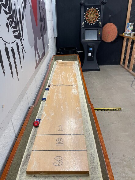 More Photos Of 938 N Flood Ave, Norman General Retail For Sale