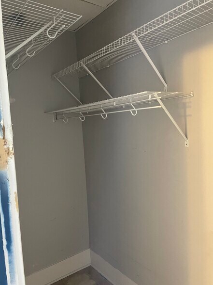 More Photos Of 1225 Vincennes St, New Albany Apartments For Sale