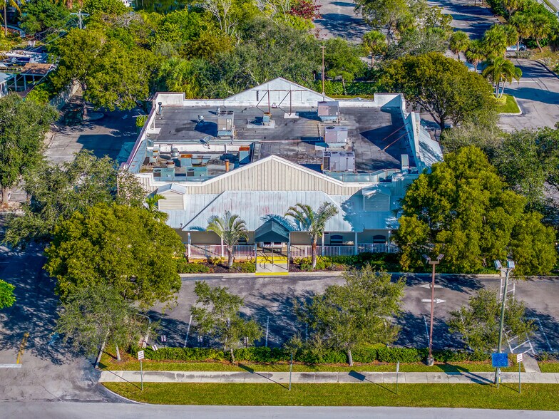 More Photos Of 401 N Federal Hwy, Deerfield Beach Restaurant For Lease