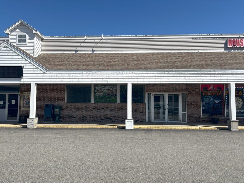 More Photos Of 185 Townsend Ave, Boothbay Harbor Storefront For Lease