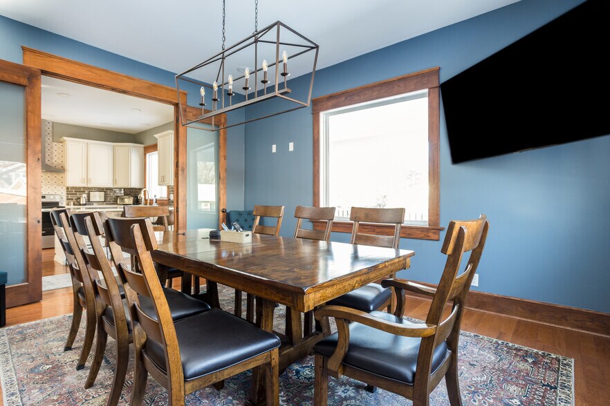 More Photos Of 502 W Main St, Danville Office For Sale