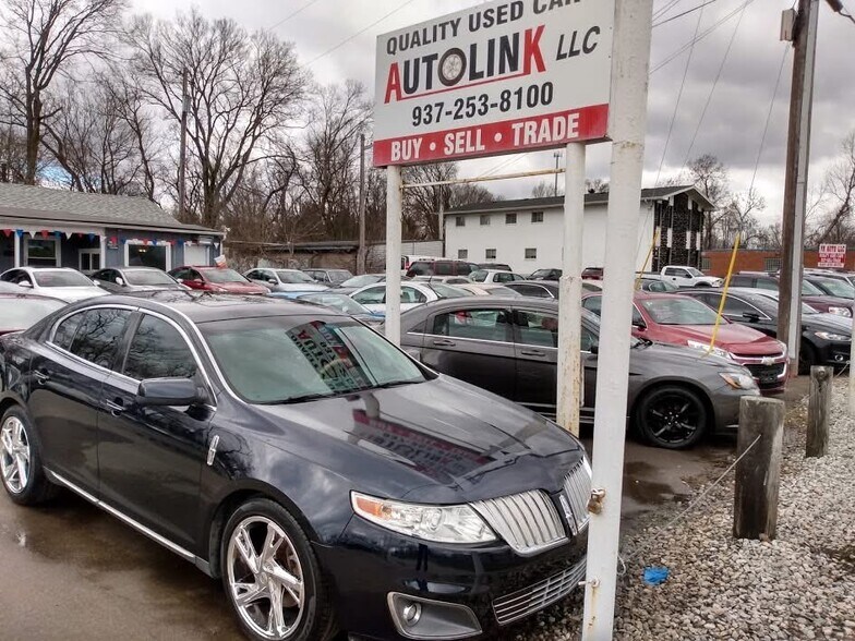 More Photos Of 5115 N Dixie Dr, Dayton Auto Dealership For Lease