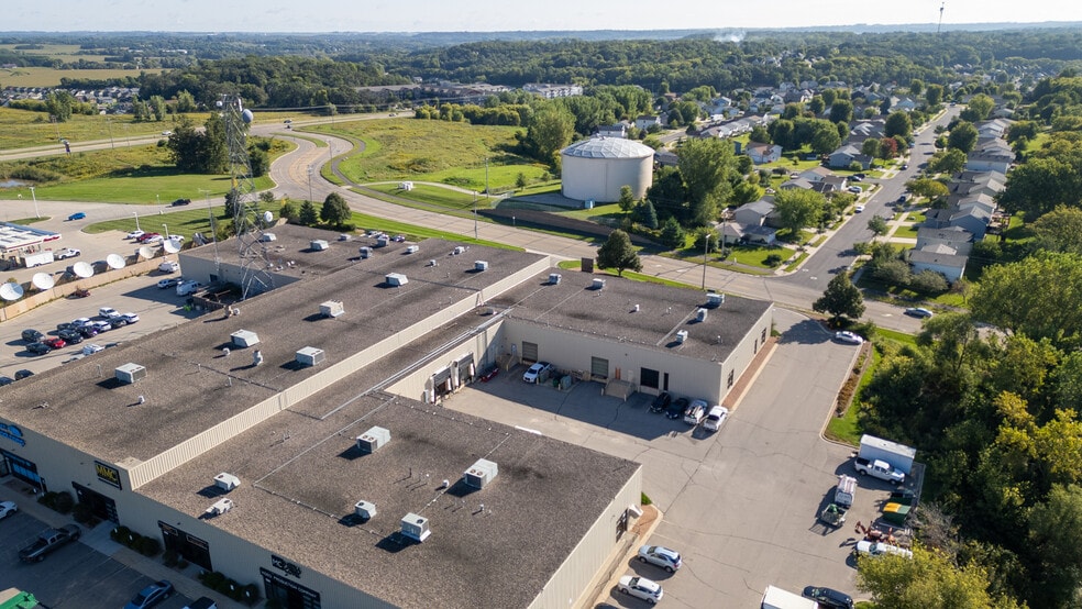 More Photos Of 6301 Bandel Rd NW, Rochester Light Manufacturing For Lease