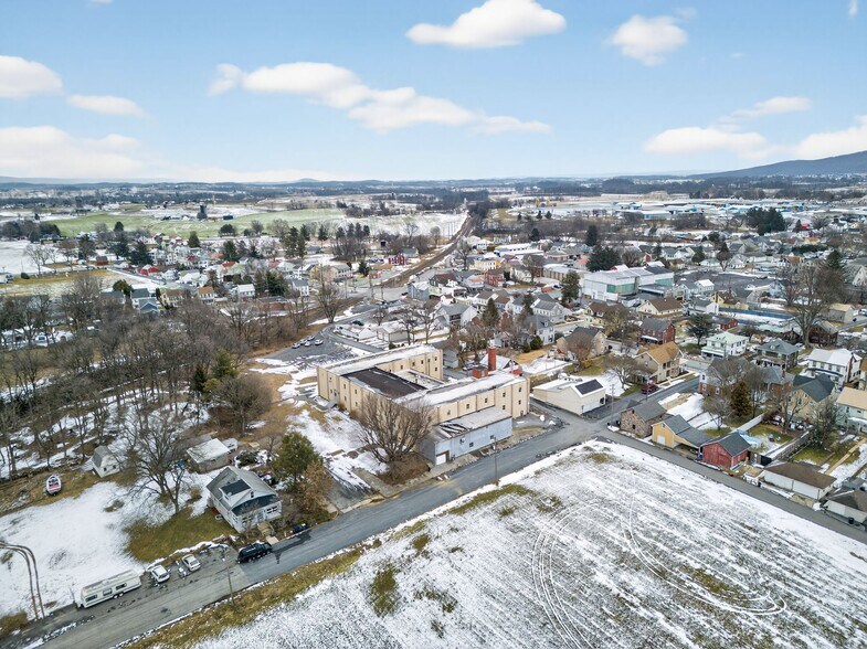 More Photos Of 25 Willow st, Richland Warehouse For Sale