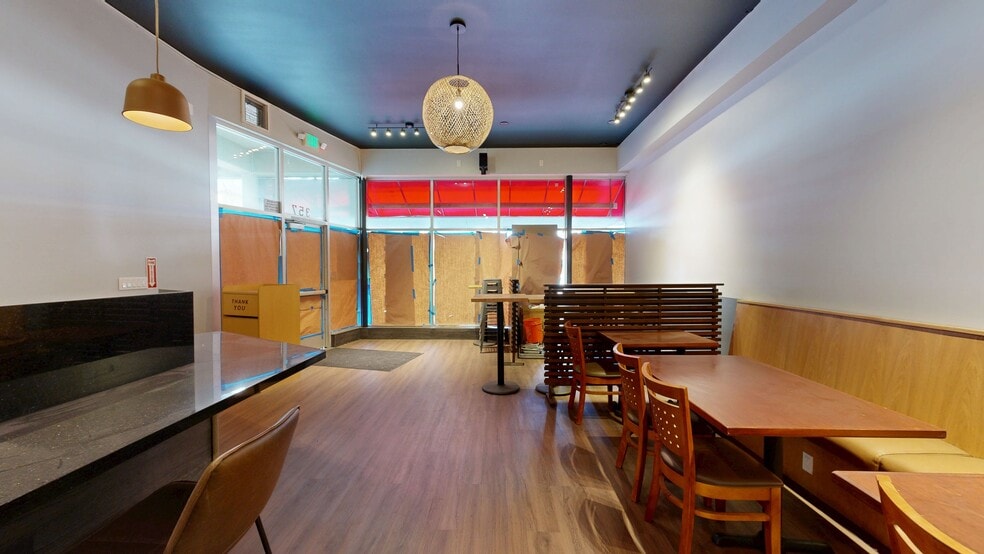More Photos Of 355-357 Grand Ave, Oakland Storefront Retail Office For Lease