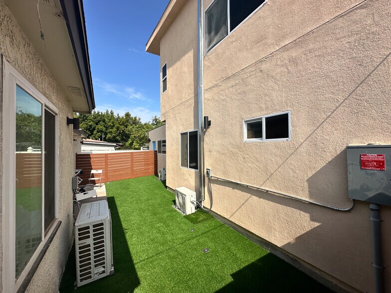 More Photos Of 6144 Pontiac St, San Diego Apartments For Sale