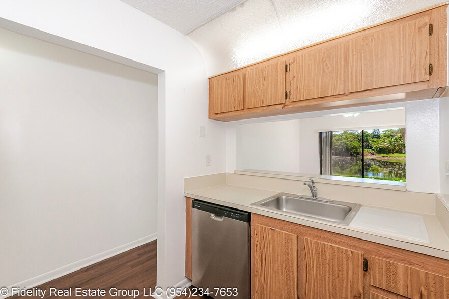 More Photos Of 11430-11442 NW 45th St, Coral Springs Apartments For Sale