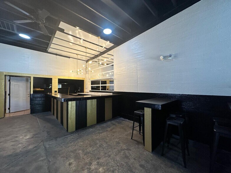 More Photos Of 6401 E 12th St, Kansas City Restaurant For Sale