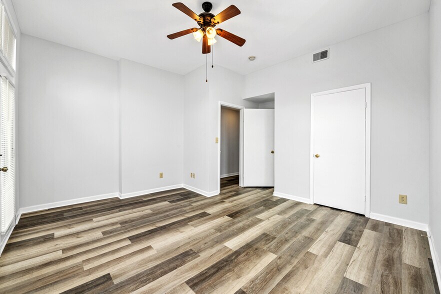 More Photos Of 3213 Vine St, Cincinnati Apartments For Sale