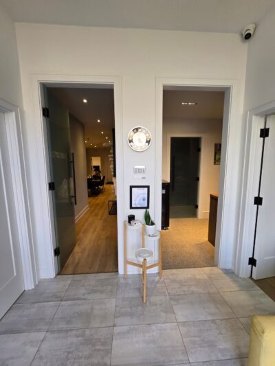 More Photos Of 1605 Sedlescomb Dr, Mississauga Manufacturing For Sale