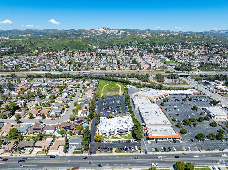 More Photos Of 2585 Cochran St, Simi Valley Unknown For Lease