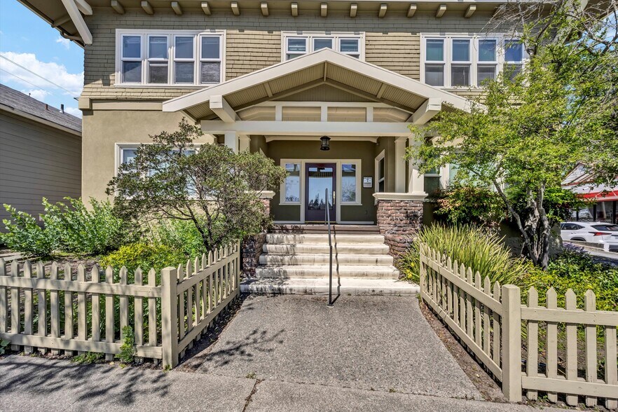 More Photos Of 312 Washington St, Petaluma Apartments For Sale