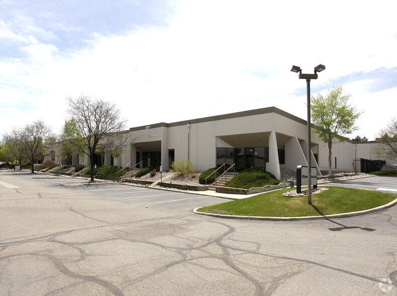 More Photos Of 112 Inverness Dr E, Englewood Unknown For Lease
