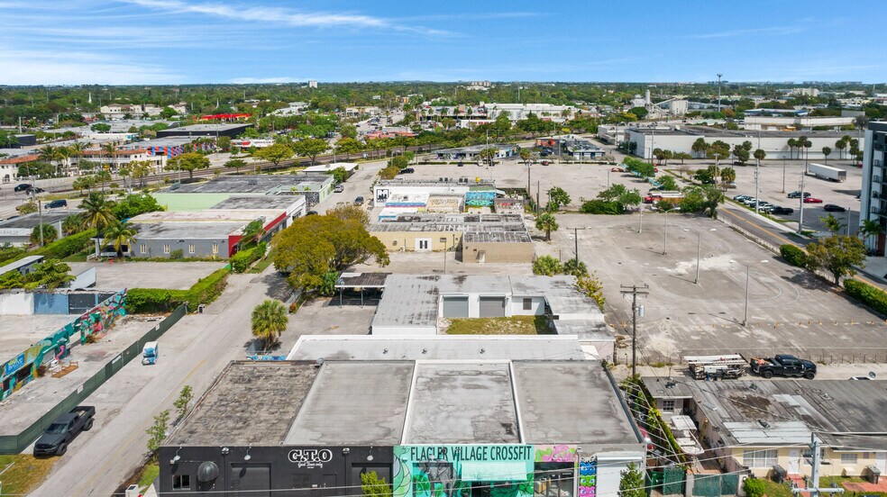 More Photos Of , Fort Lauderdale Unknown For Sale