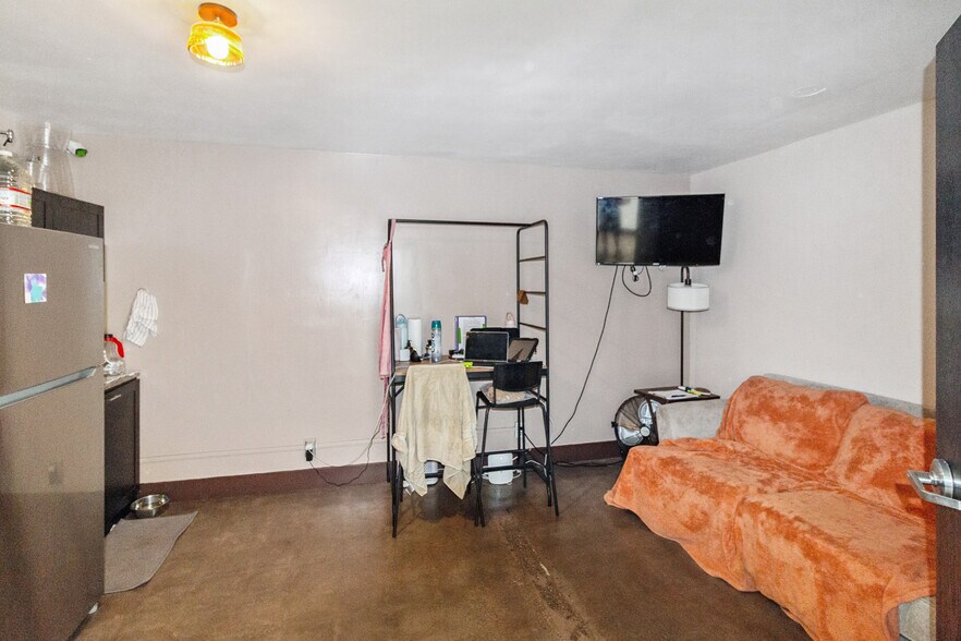 More Photos Of 325 Atlantic Ave, Long Beach Medical For Sale
