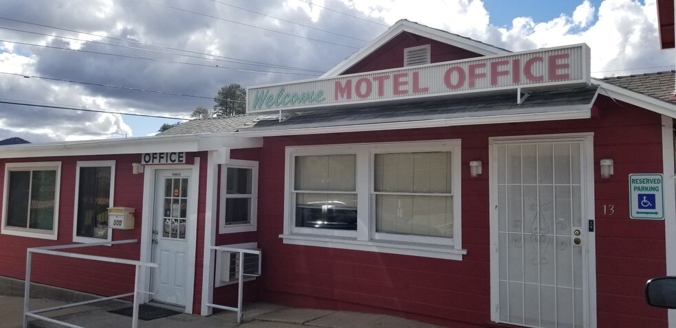 More Photos Of 500 Copper Basin Rd, Prescott Hotel For Sale