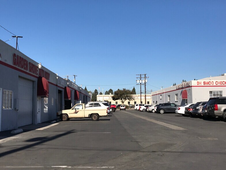 More Photos Of 10422 Stanford Ave, Garden Grove Auto Repair For Sale
