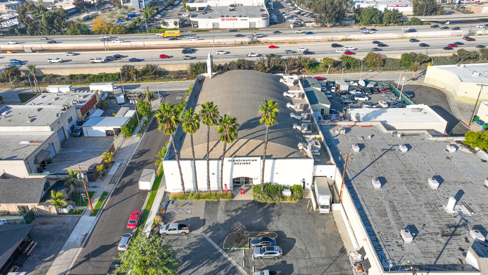 More Photos Of 3635 Colorado Blvd, Pasadena Freestanding For Lease