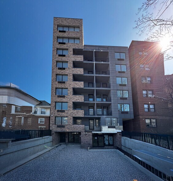 More Photos Of 265 Ocean Pky, Brooklyn Apartments For Lease