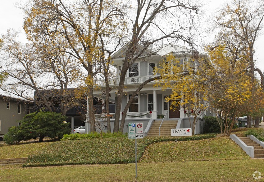 More Photos Of 1616 Rio Grande St, Austin Office Residential For Sale